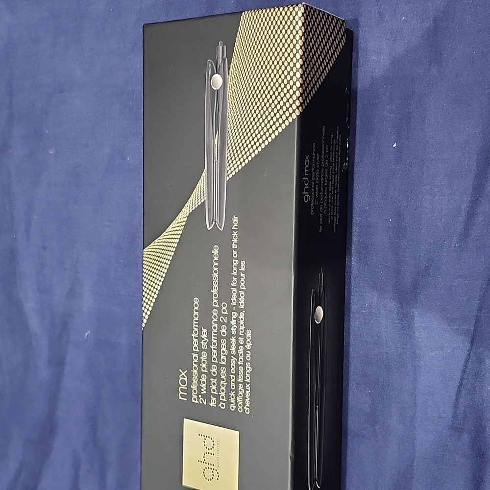 ghd Max Professional Performance Styler - Black and Gold